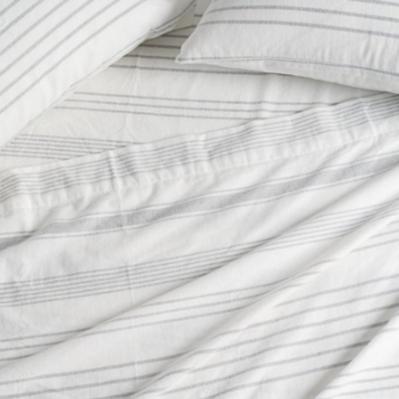 Threshold Other - Stripe Printed Flannel Sheet Set Queen Size